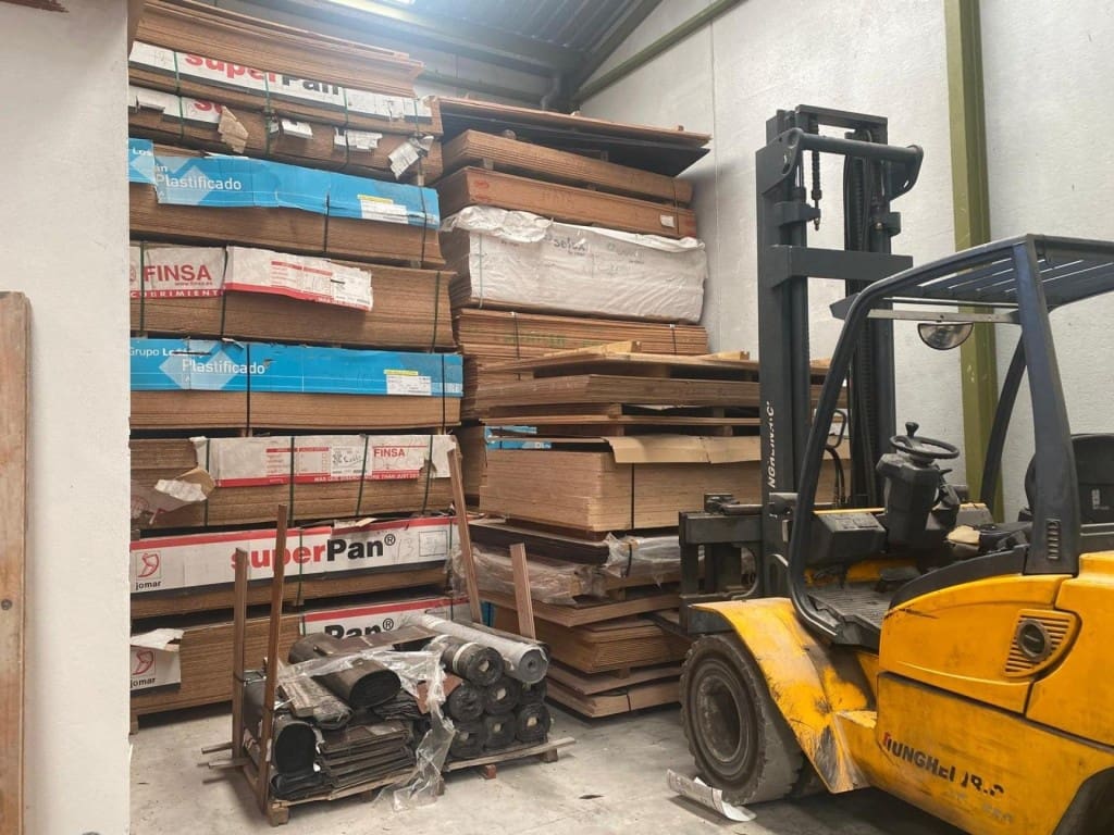 Kommersiell til salgs i Novelda - € 676 000 (Ref: 9855275)
