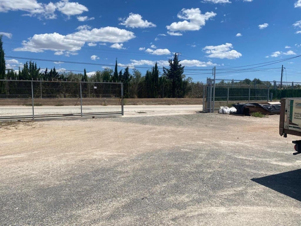 Kommersiell til salgs i Novelda - € 676 000 (Ref: 9855275)