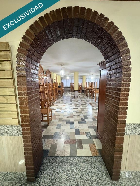 Kontor til salg i Montefrio - € 375.000 (Ref: 9855276)