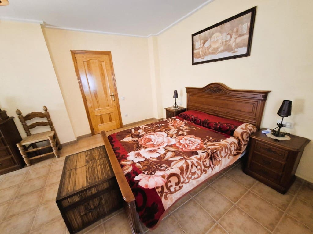 3 bedroom Terraced Villa for sale in Ontinyent - € 195,000 (Ref: 9859754)