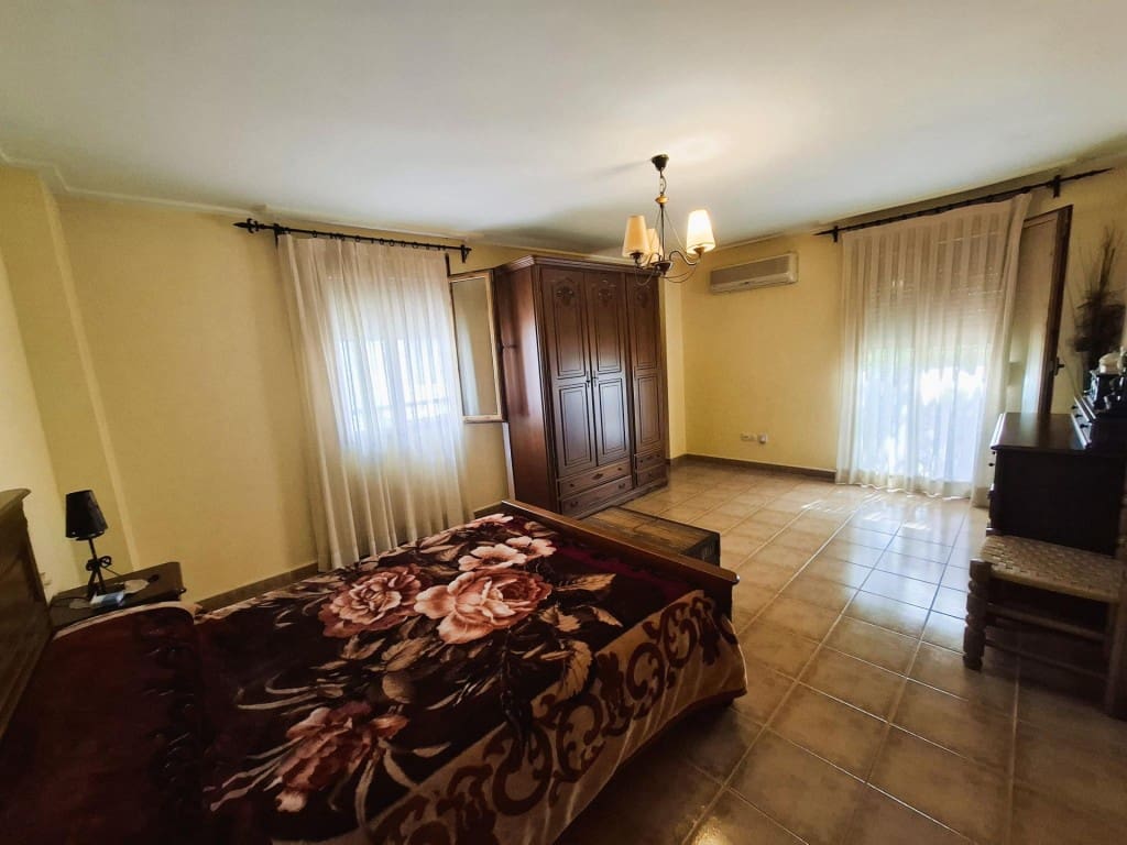 3 bedroom Terraced Villa for sale in Ontinyent - € 195,000 (Ref: 9859754)