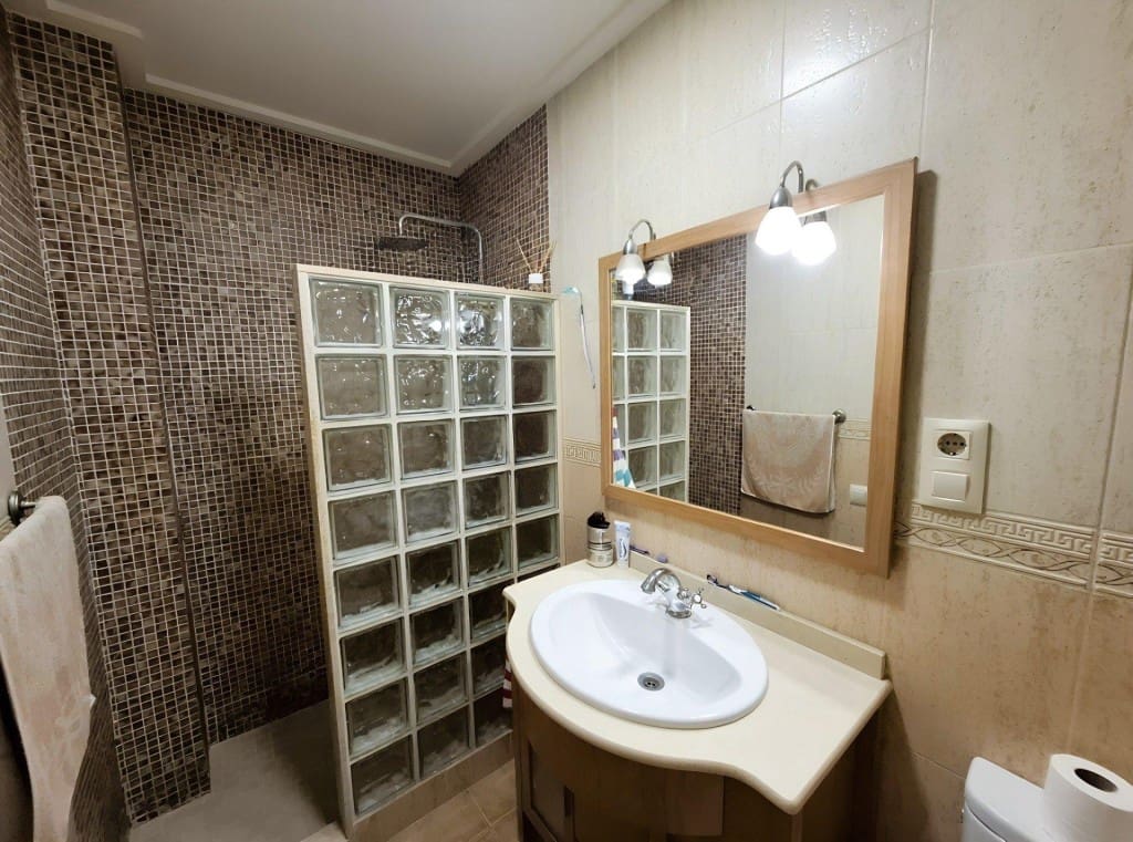 3 bedroom Terraced Villa for sale in Ontinyent - € 195,000 (Ref: 9859754)
