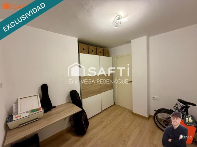 4 makuuhuone Huoneisto myytävänä paikassa Pineda de Mar - 265 000 € (Ref: 9859755)