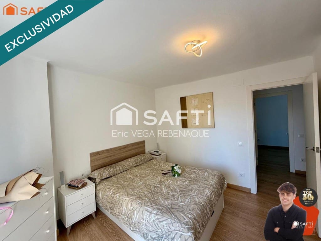 4 bedroom Apartment for sale in Pineda de Mar - € 265,000 (Ref: 9859755)