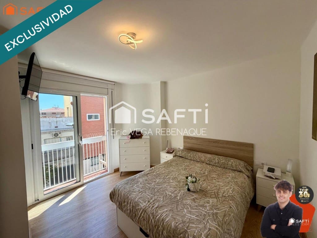 4 bedroom Apartment for sale in Pineda de Mar - € 265,000 (Ref: 9859755)