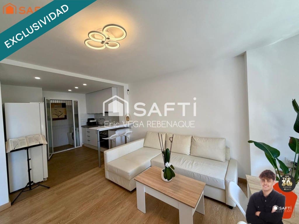 4 bedroom Apartment for sale in Pineda de Mar - € 265,000 (Ref: 9859755)