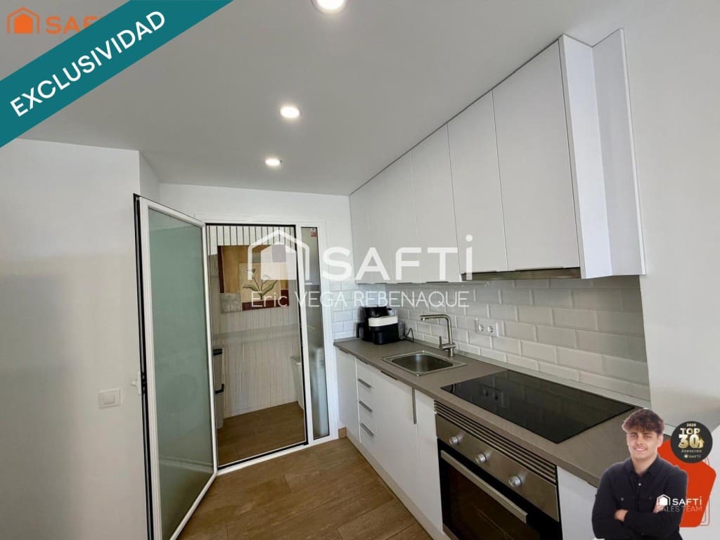 4 bedroom Apartment for sale in Pineda de Mar - € 265,000 (Ref: 9859755)