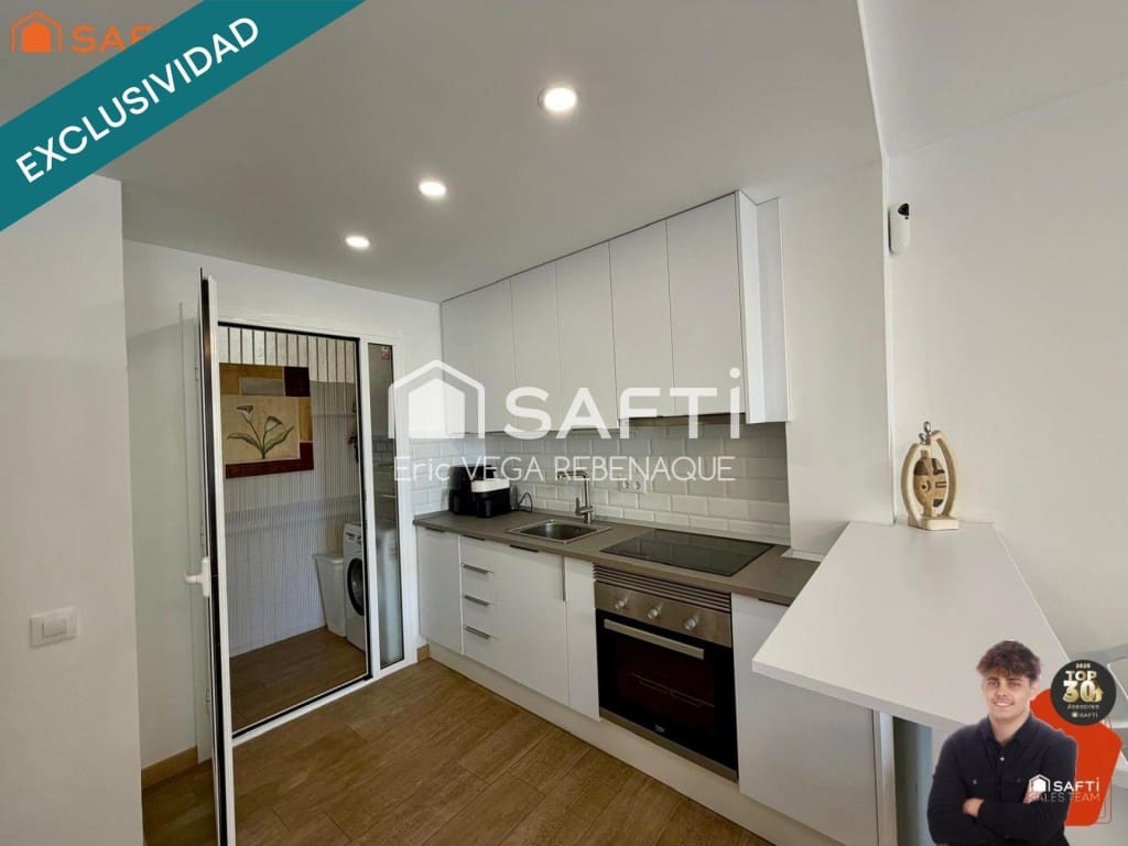 4 bedroom Apartment for sale in Pineda de Mar - € 265,000 (Ref: 9859755)