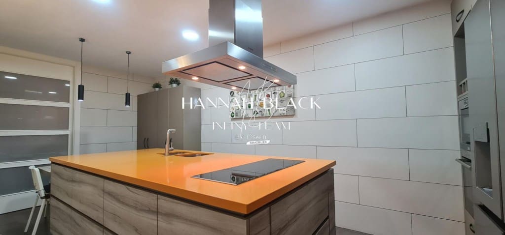 Apartamento de 3 habitaciones en Masquefa en venta - 285.000 € (Ref: 9859757)