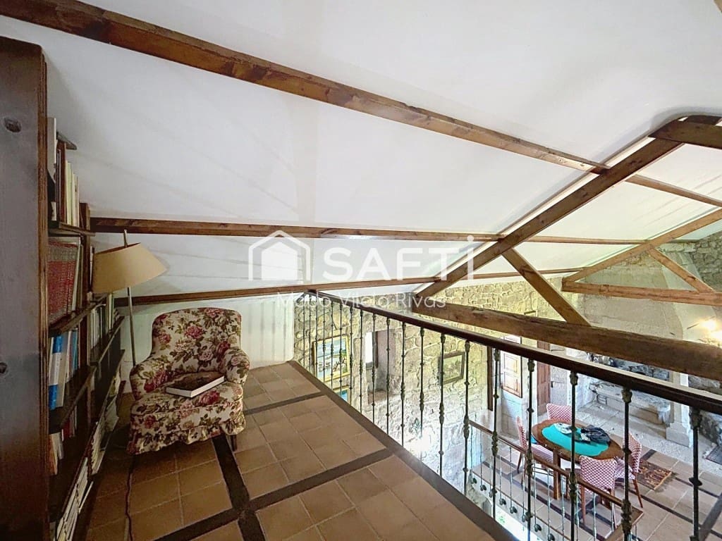 Finca/Casa Rural de 6 habitaciones en Moraña en venta con piscina garaje - 690.000 € (Ref: 9859759)