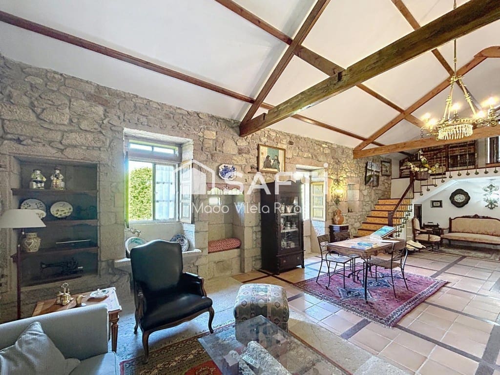 Finca/Casa Rural de 6 habitaciones en Moraña en venta con piscina garaje - 690.000 € (Ref: 9859759)