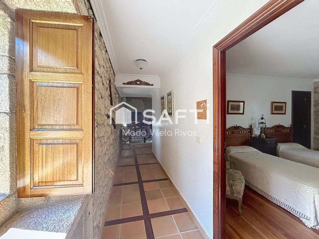 Finca/Casa Rural de 6 habitaciones en Moraña en venta con piscina garaje - 690.000 € (Ref: 9859759)
