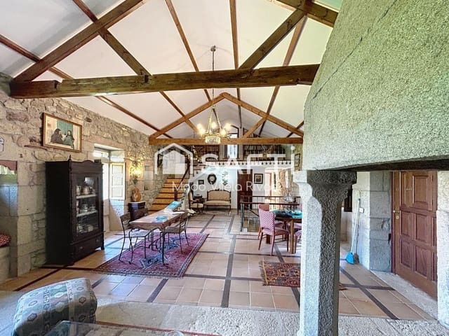 Finca/Casa Rural de 6 habitaciones en Moraña en venta con piscina garaje - 690.000 € (Ref: 9859759)