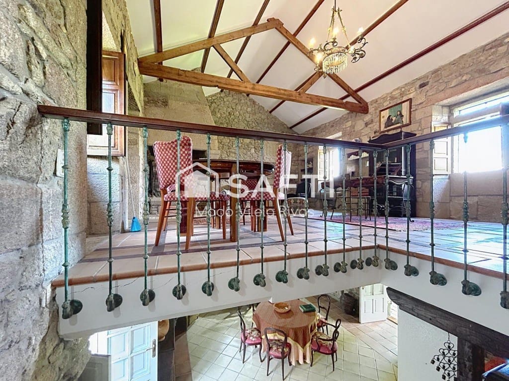 Finca/Casa Rural de 6 habitaciones en Moraña en venta con piscina garaje - 690.000 € (Ref: 9859759)