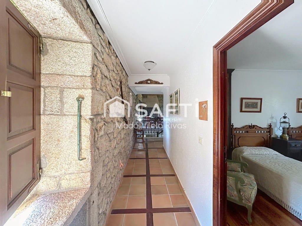 Finca/Casa Rural de 6 habitaciones en Moraña en venta con piscina garaje - 690.000 € (Ref: 9859759)