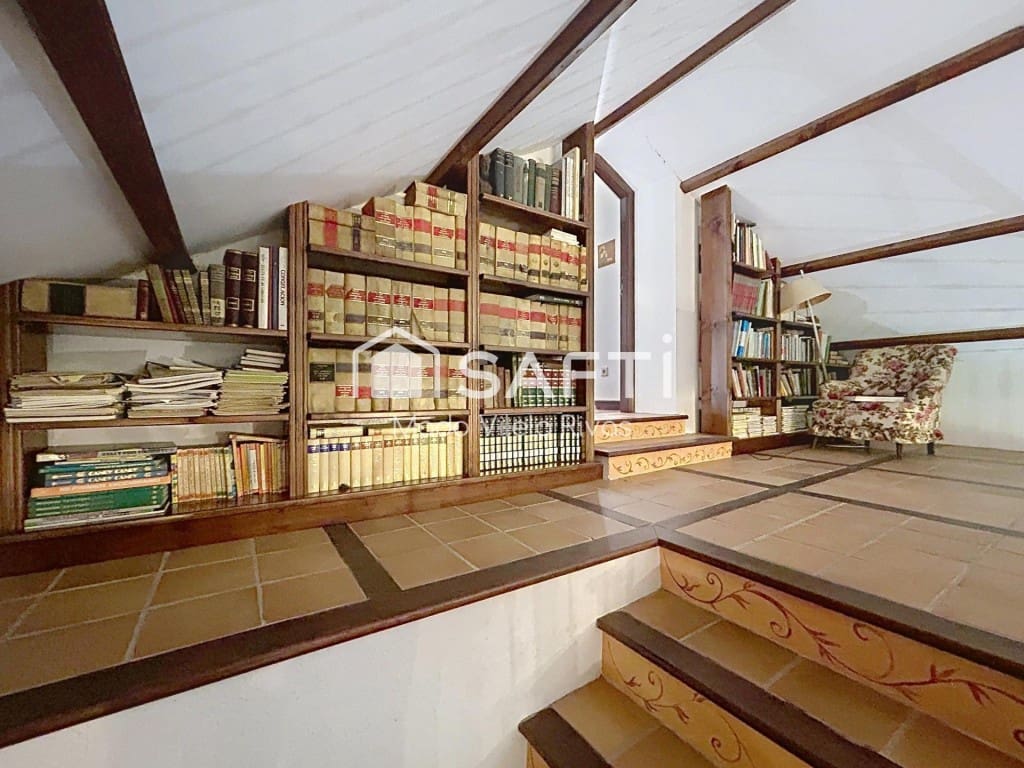 Finca/Casa Rural de 6 habitaciones en Moraña en venta con piscina garaje - 690.000 € (Ref: 9859759)