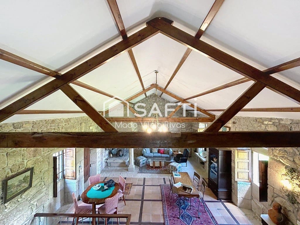 Finca/Casa Rural de 6 habitaciones en Moraña en venta con piscina garaje - 690.000 € (Ref: 9859759)