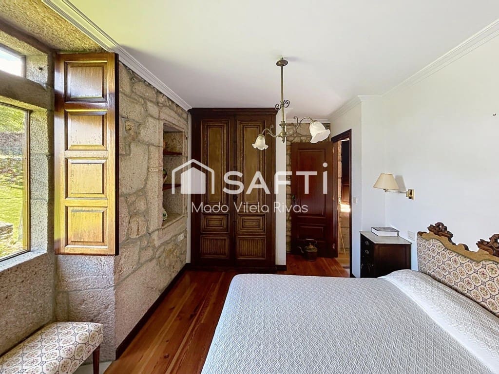 Finca/Casa Rural de 6 habitaciones en Moraña en venta con piscina garaje - 690.000 € (Ref: 9859759)