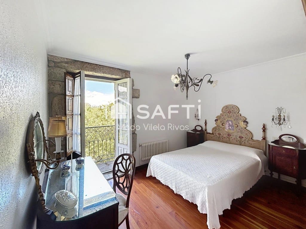 Finca/Casa Rural de 6 habitaciones en Moraña en venta con piscina garaje - 690.000 € (Ref: 9859759)