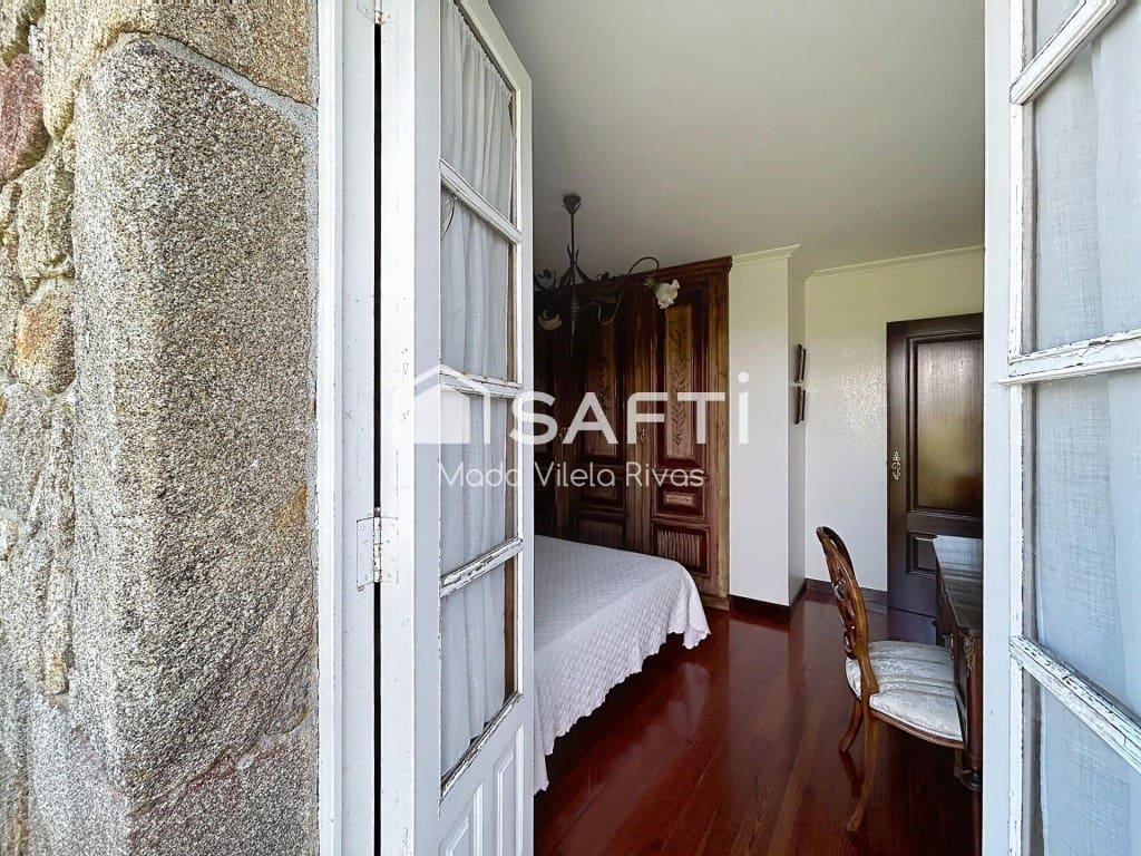 Finca/Casa Rural de 6 habitaciones en Moraña en venta con piscina garaje - 690.000 € (Ref: 9859759)