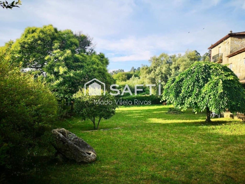 Finca/Casa Rural de 6 habitaciones en Moraña en venta con piscina garaje - 690.000 € (Ref: 9859759)