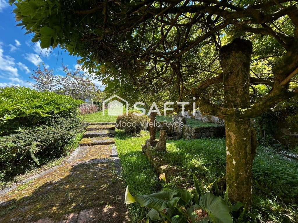 Finca/Casa Rural de 6 habitaciones en Moraña en venta con piscina garaje - 690.000 € (Ref: 9859759)