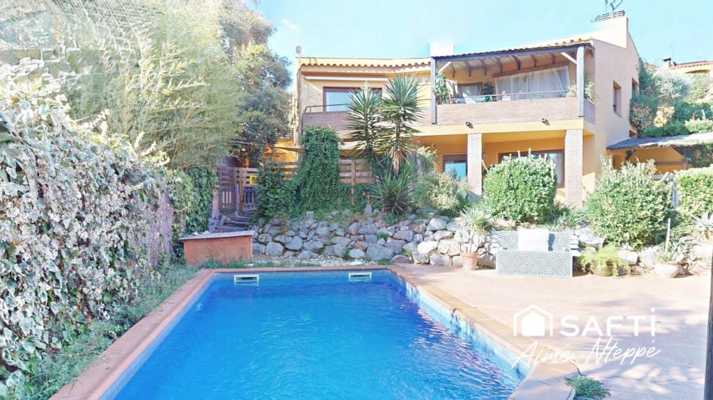 5 soveværelse Villa til salg i Begur med swimmingpool garage - € 650.000 (Ref: 9859760)