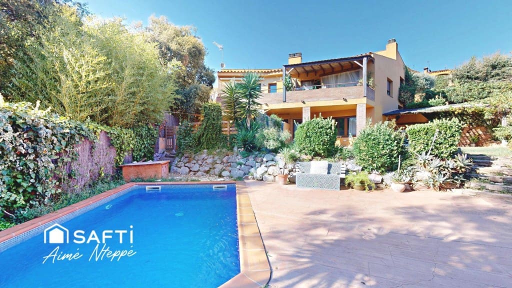 5 soveværelse Villa til salg i Begur med swimmingpool garage - € 650.000 (Ref: 9859760)