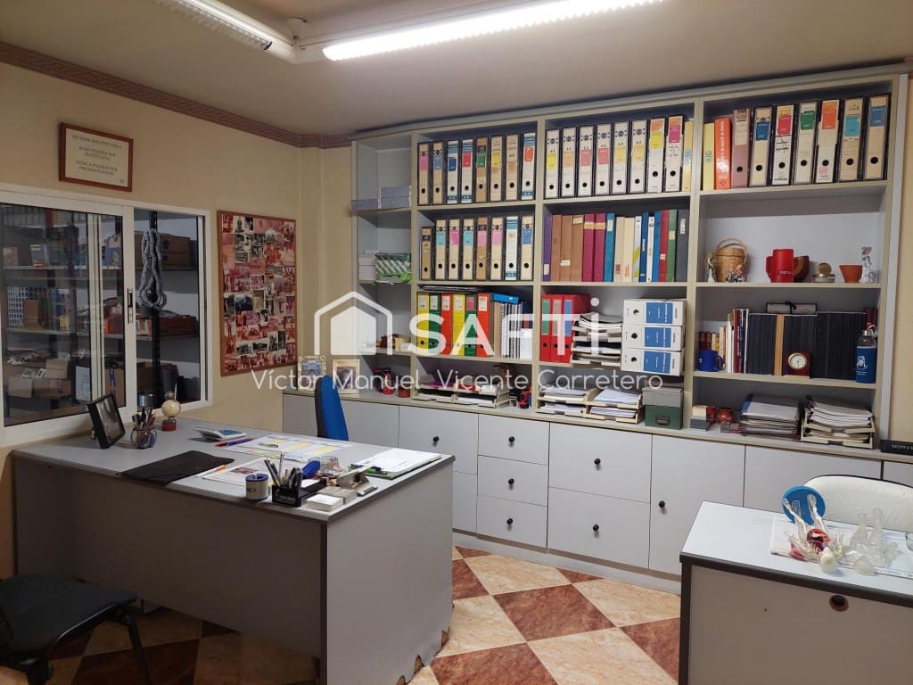 Kommersiell til salgs i Sagunto / Sagunt - € 137 000 (Ref: 9859761)