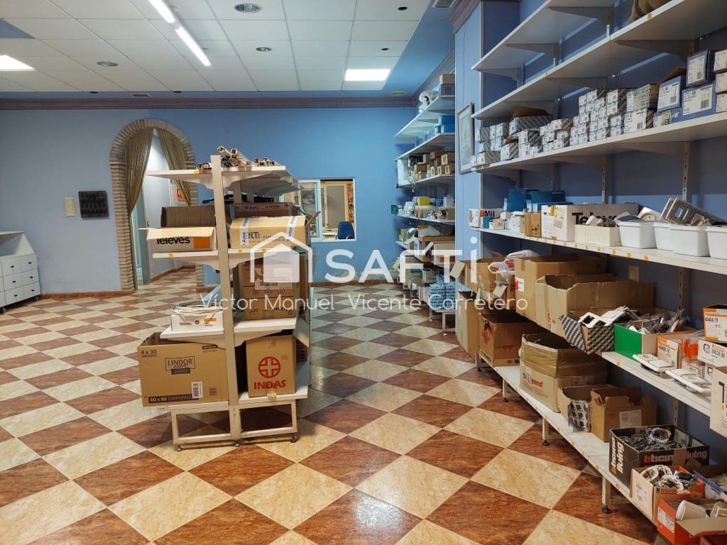 Kommersiell til salgs i Sagunto / Sagunt - € 137 000 (Ref: 9859761)