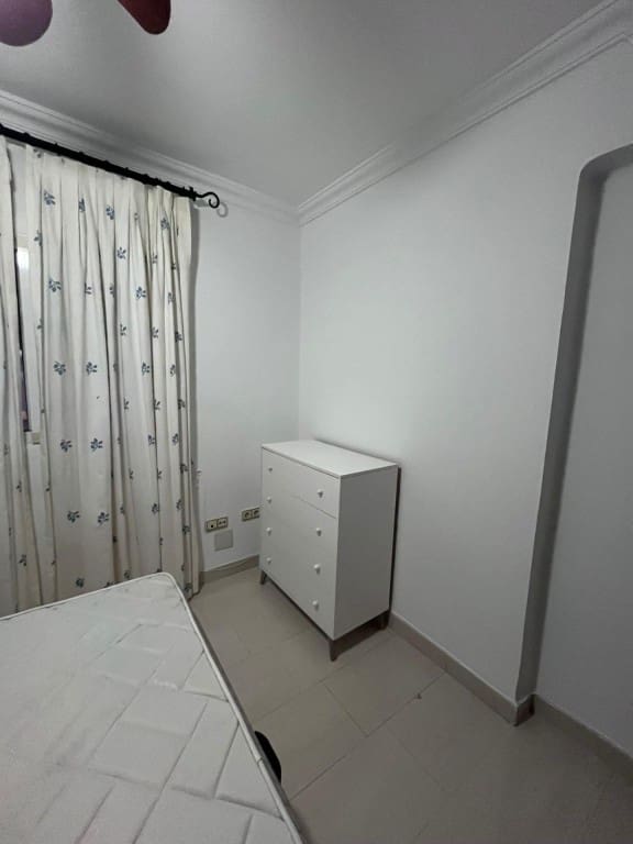 2 bedroom Apartment for rent in Malaga city - € 1,050 (Ref: 9859762)