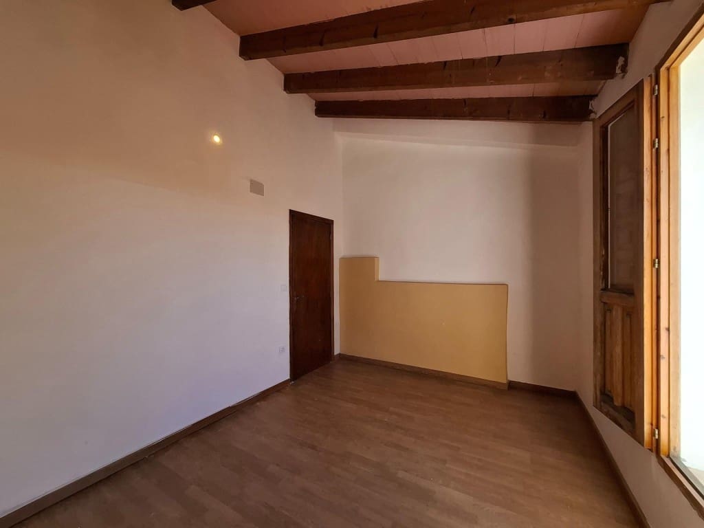 3 soverom Rekkehus til salgs i Ontinyent - € 89 000 (Ref: 9861729)