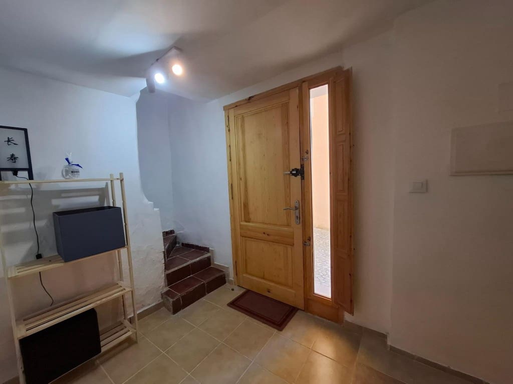 3 soverom Rekkehus til salgs i Ontinyent - € 89 000 (Ref: 9861729)