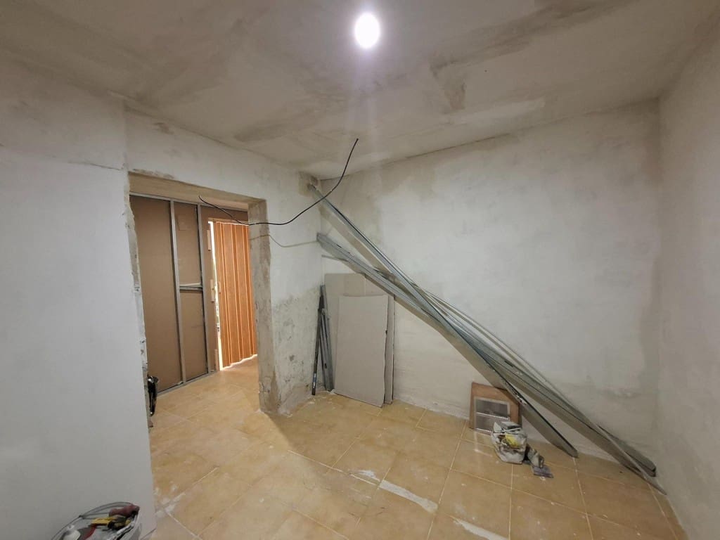 3 soverom Rekkehus til salgs i Ontinyent - € 89 000 (Ref: 9861729)