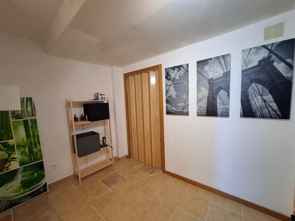 3 soverom Rekkehus til salgs i Ontinyent - € 89 000 (Ref: 9861729)