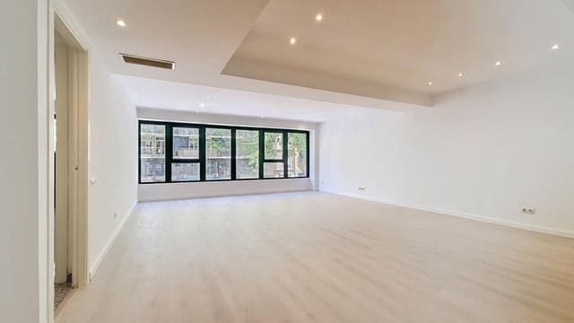 3 sovrum Lägenhet till salu i Sant Antoni, Barcelona stad - 770 000 € (Ref: 9861730)