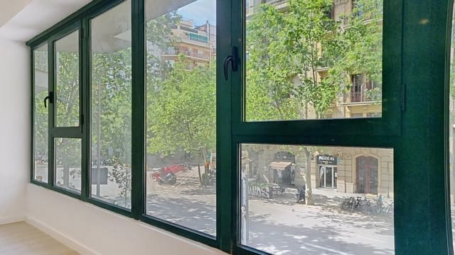 3 sovrum Lägenhet till salu i Sant Antoni, Barcelona stad - 770 000 € (Ref: 9861730)