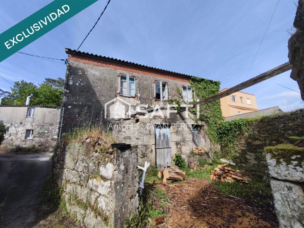 4 bedroom Finca/Country House for sale in Muros - € 116,790 (Ref: 9861731)