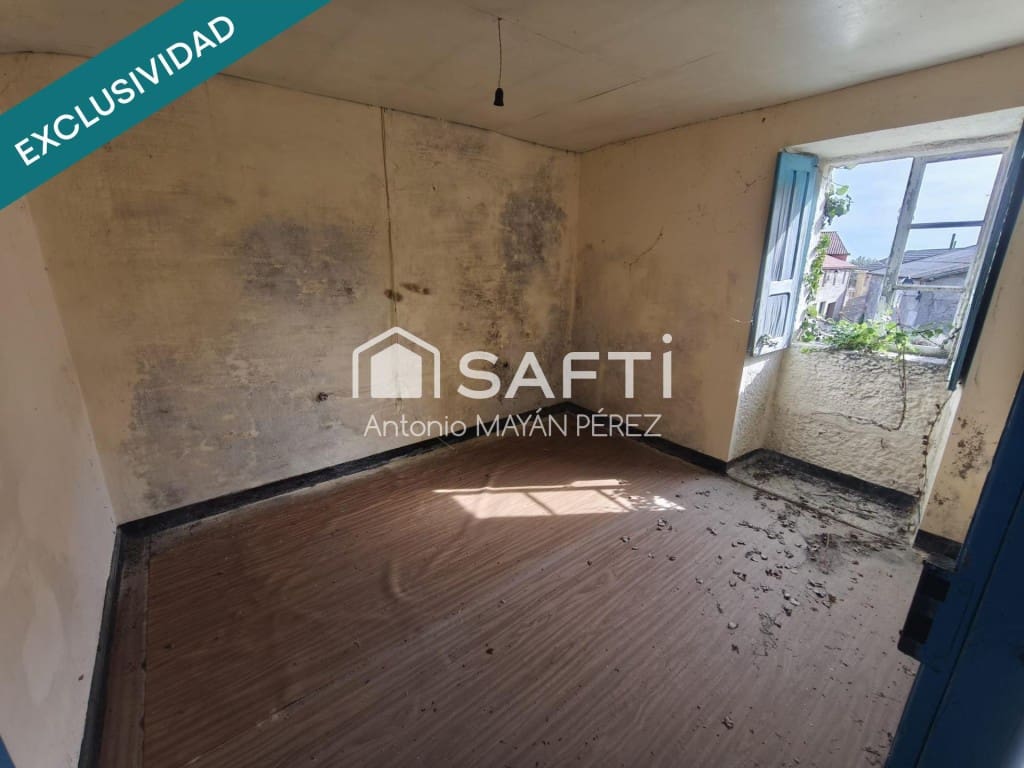 4 bedroom Finca/Country House for sale in Muros - € 116,790 (Ref: 9861731)