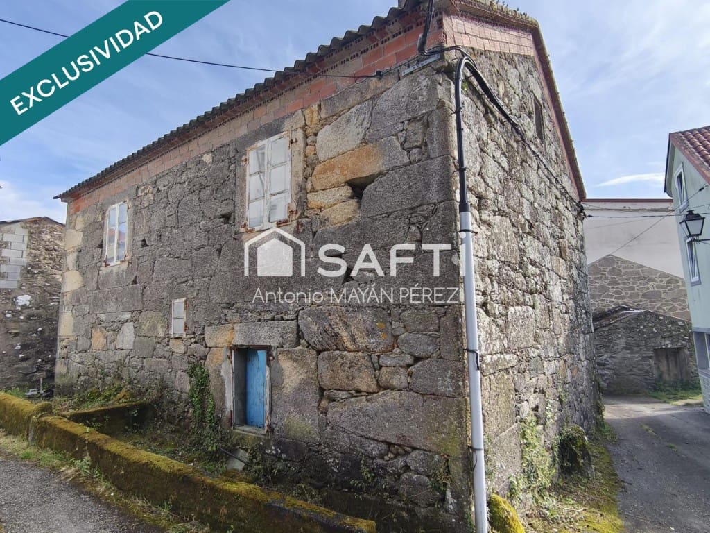 4 bedroom Finca/Country House for sale in Muros - € 116,790 (Ref: 9861731)