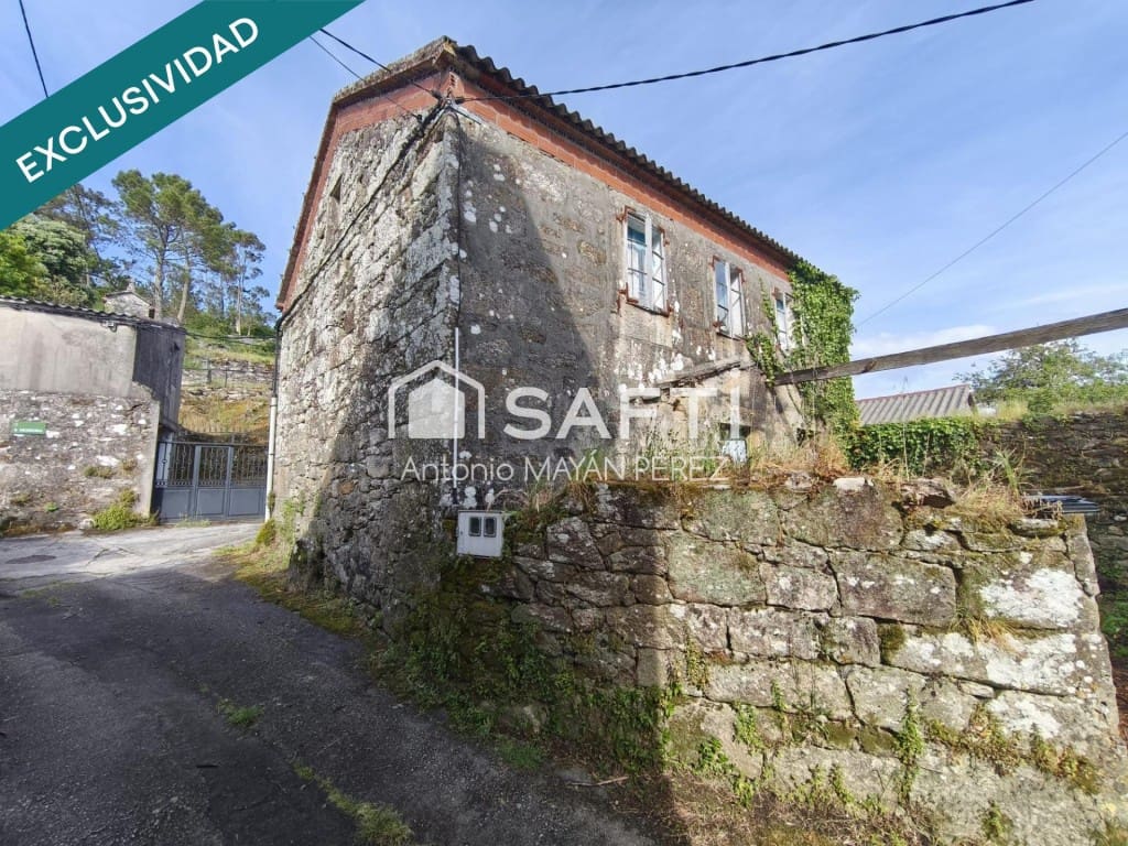 4 bedroom Finca/Country House for sale in Muros - € 116,790 (Ref: 9861731)
