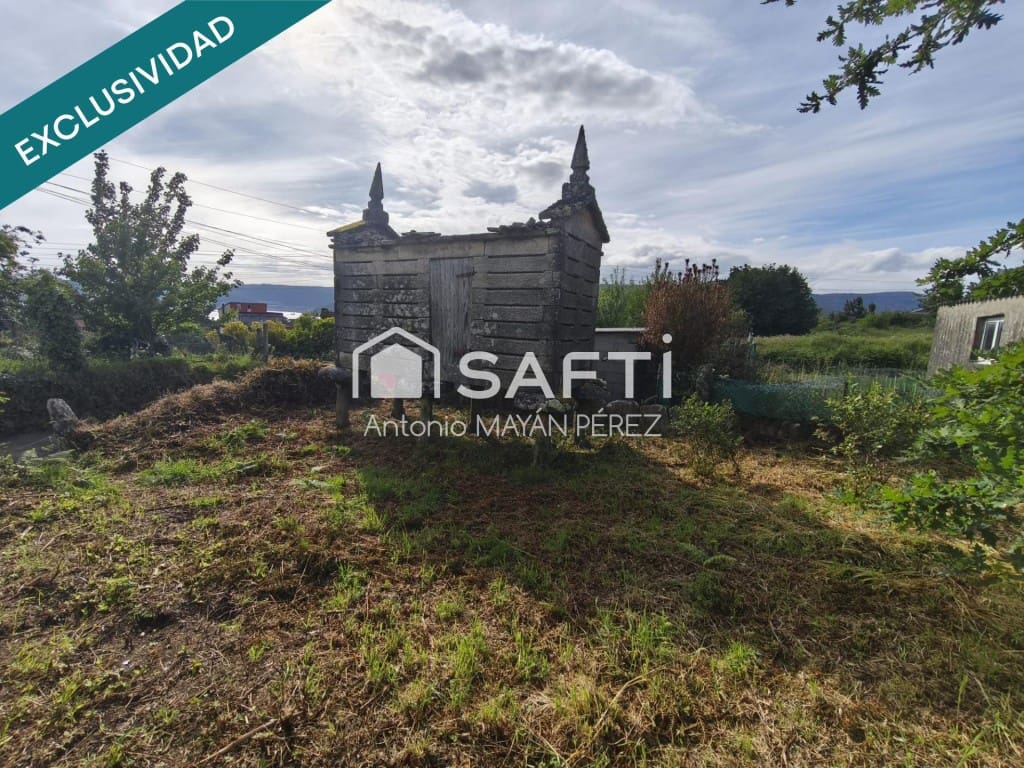 4 bedroom Finca/Country House for sale in Muros - € 116,790 (Ref: 9861731)