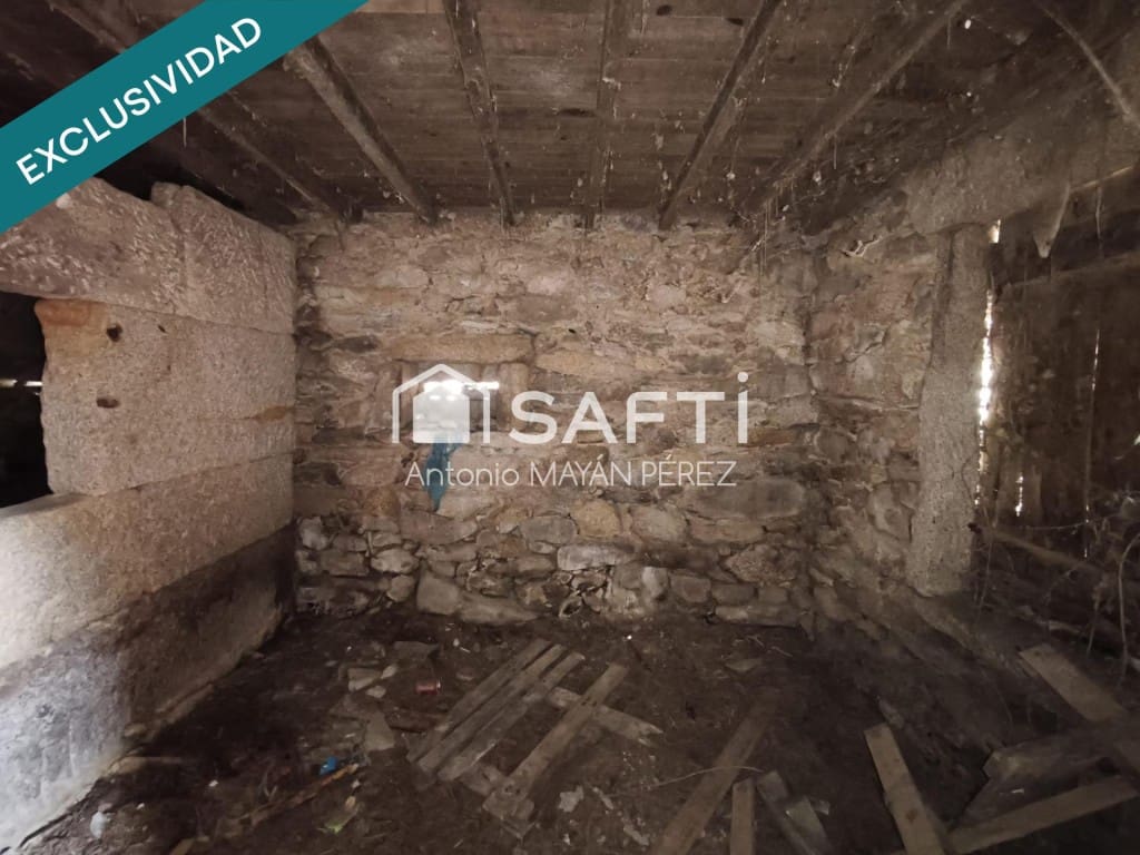 4 bedroom Finca/Country House for sale in Muros - € 116,790 (Ref: 9861731)