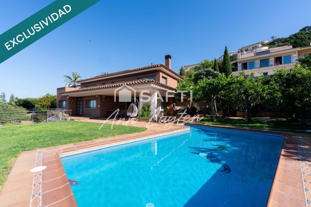 5 bedroom Villa for sale in Palau-saverdera - € 875,000 (Ref: 9861732)