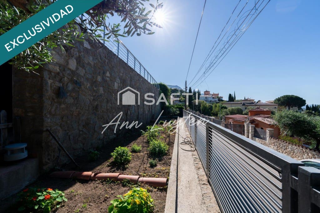 5 bedroom Villa for sale in Palau-saverdera - € 875,000 (Ref: 9861732)