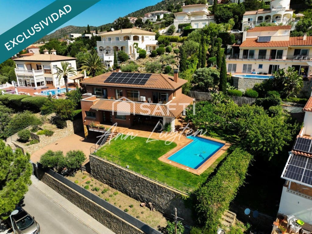 5 bedroom Villa for sale in Palau-saverdera - € 875,000 (Ref: 9861732)