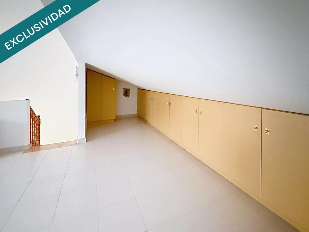 4 bedroom Terraced Villa for sale in Vilanova i la Geltru - € 485,000 (Ref: 9861740)