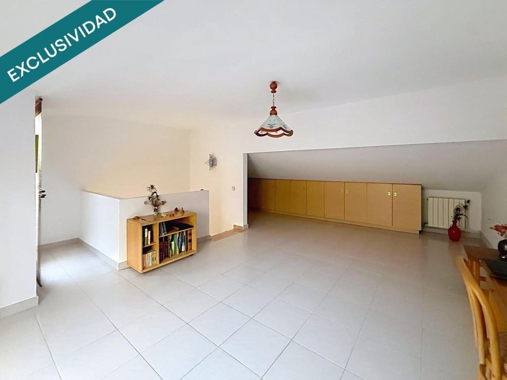 4 bedroom Terraced Villa for sale in Vilanova i la Geltru - € 485,000 (Ref: 9861740)