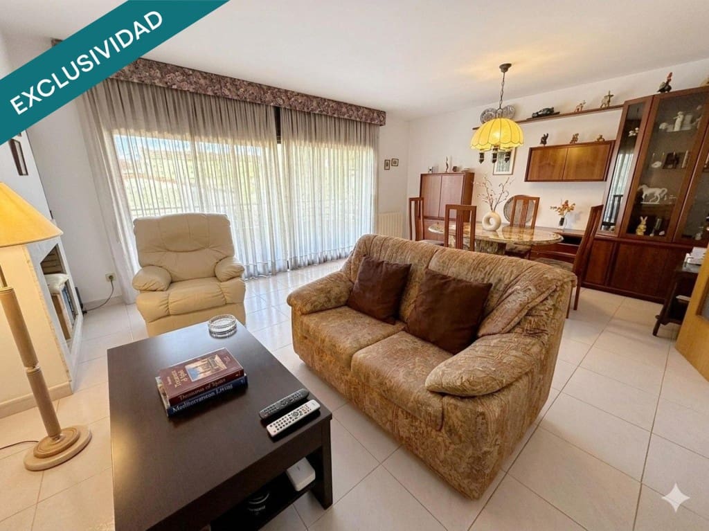 4 bedroom Terraced Villa for sale in Vilanova i la Geltru - € 485,000 (Ref: 9861740)
