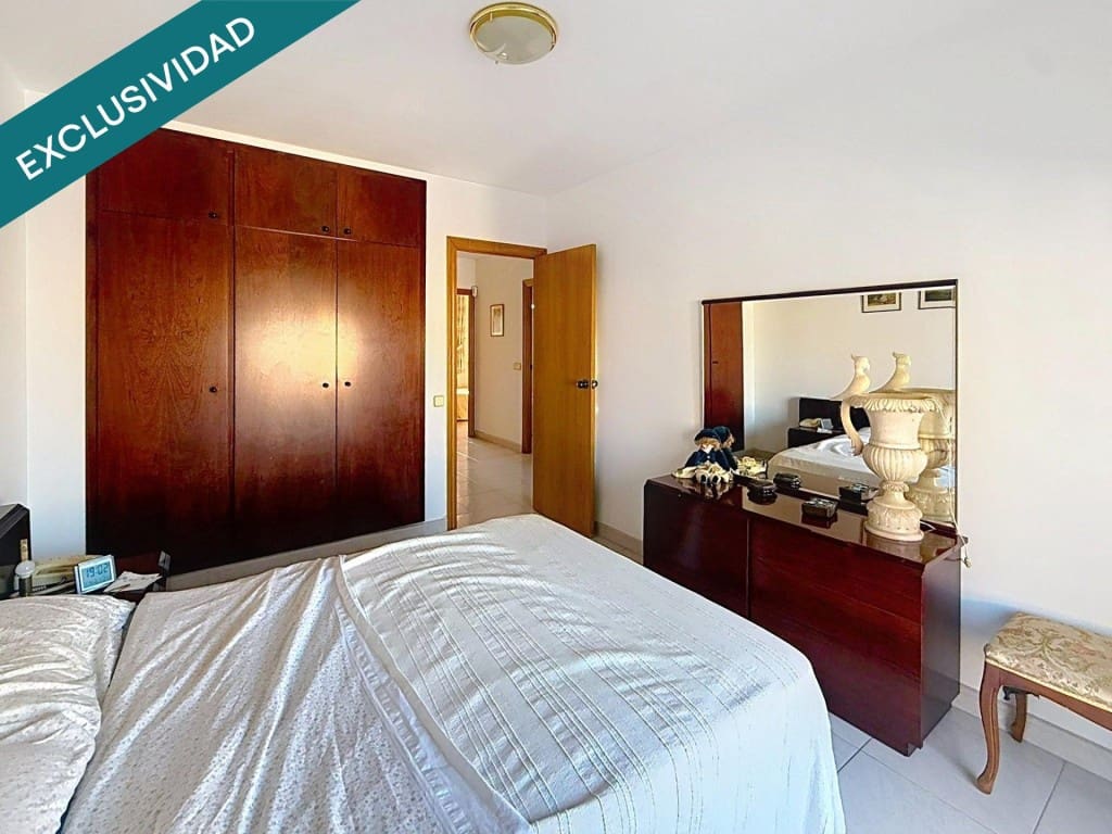 4 bedroom Terraced Villa for sale in Vilanova i la Geltru - € 485,000 (Ref: 9861740)